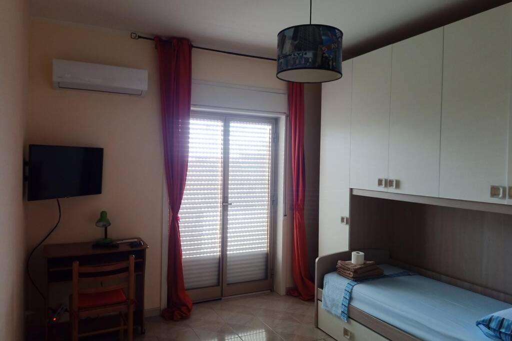 Casa Helios Con Ascensore Lentini Bagian luar foto